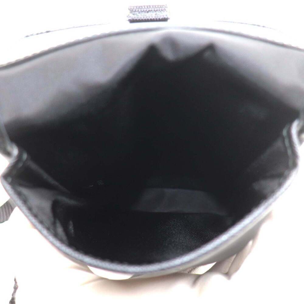 PRADA Black Saffiano Shoulder Bag - Picture 5 of 7